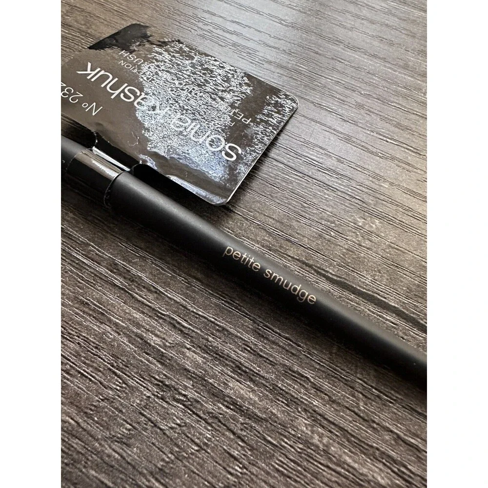 Sonia Kashuk Professional Collection Petite Smudge‎ Brush Nº 232